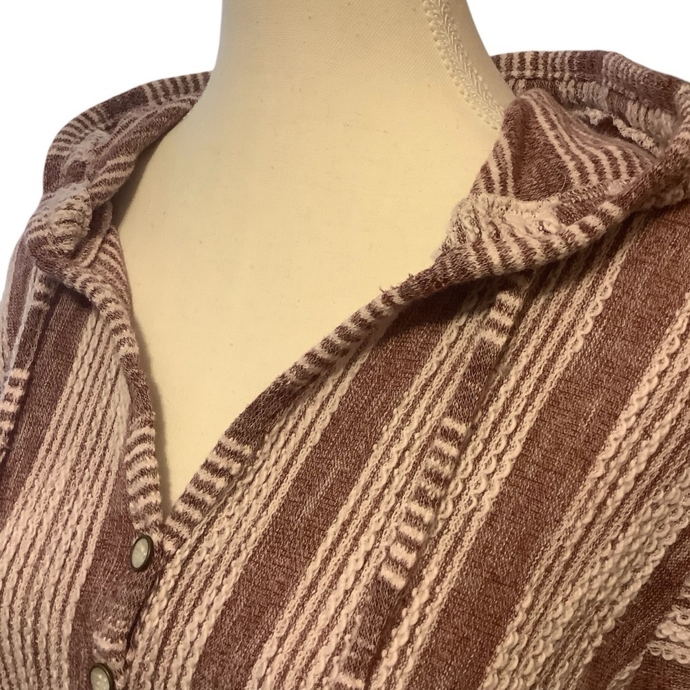 SIMPLY NOELLE PURPLE & WHITE STRIPED LONG SLEEVE HOODED SWEATER Size L/XL - Picture 4 of 15